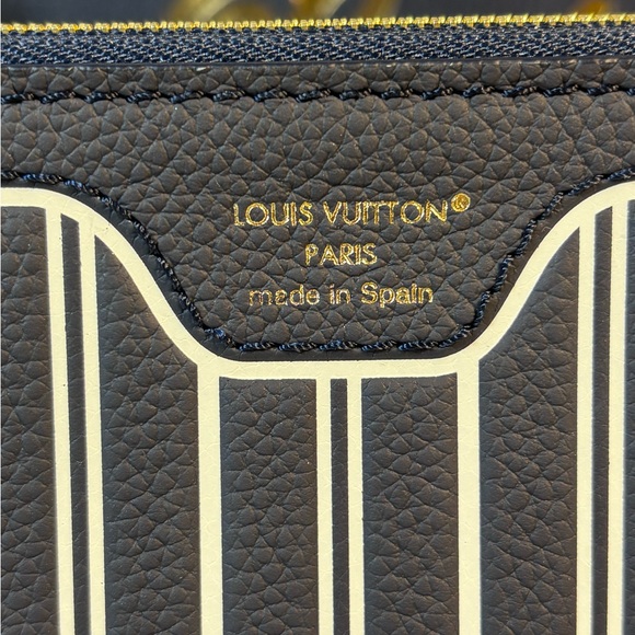 Louis Vuitton Neverfull Inside out Pochette Navy - Picture 3 of 9